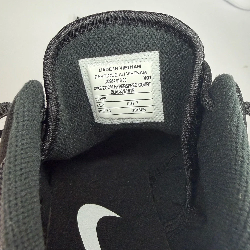 Nike Adults Zoom Hyperspeed Court VolleyBall Black Breathable Athletic Sneakers